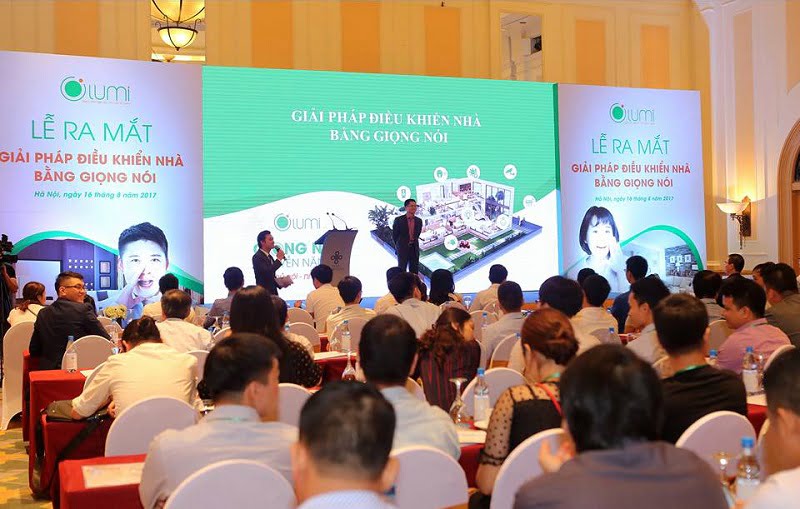 Tham gia sự kiện có sự góp mặt của gần 300 khách mời gồm cơ quan báo chí