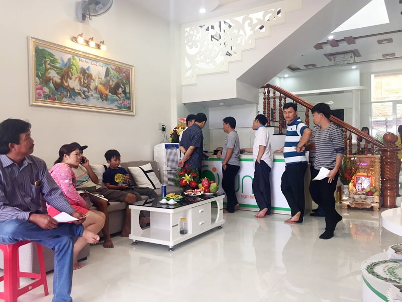 Ngày đầu tiên khai trương nhưng Viet Sun đã ký được hợp đồng đầu tiên