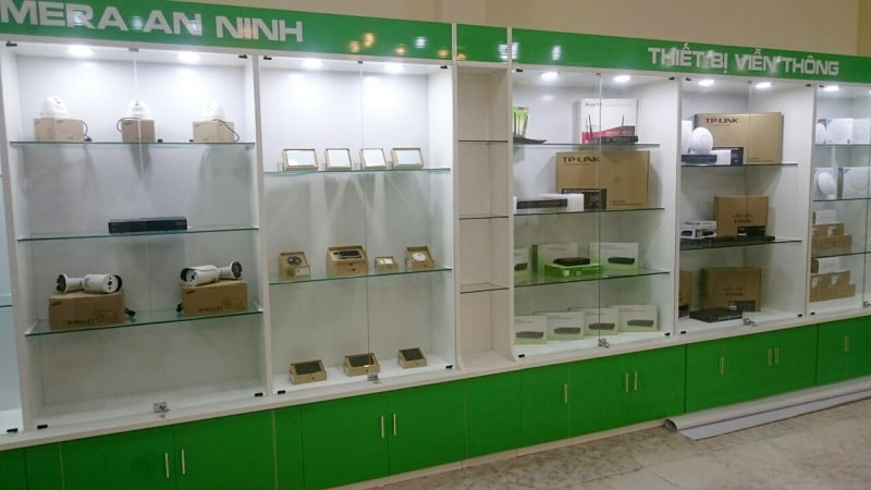 Sản phẩm của Lumi gồm 2 màu Trắng và đen, đồng thời có 2 viền nhôm nguyên khối mạ đồng và mạ vàng 24k