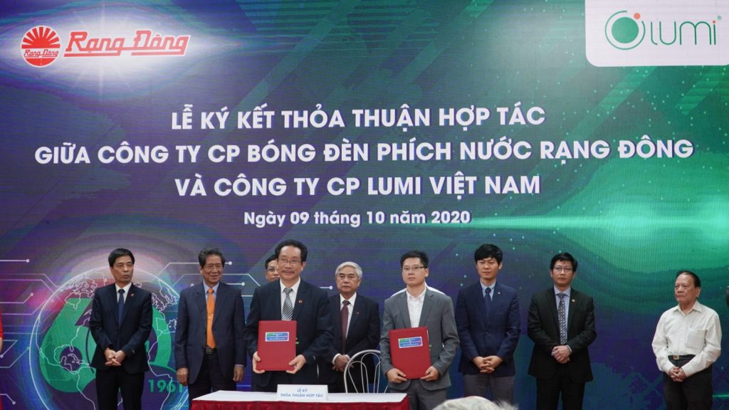 Lumi hợp tác Rạng Đông