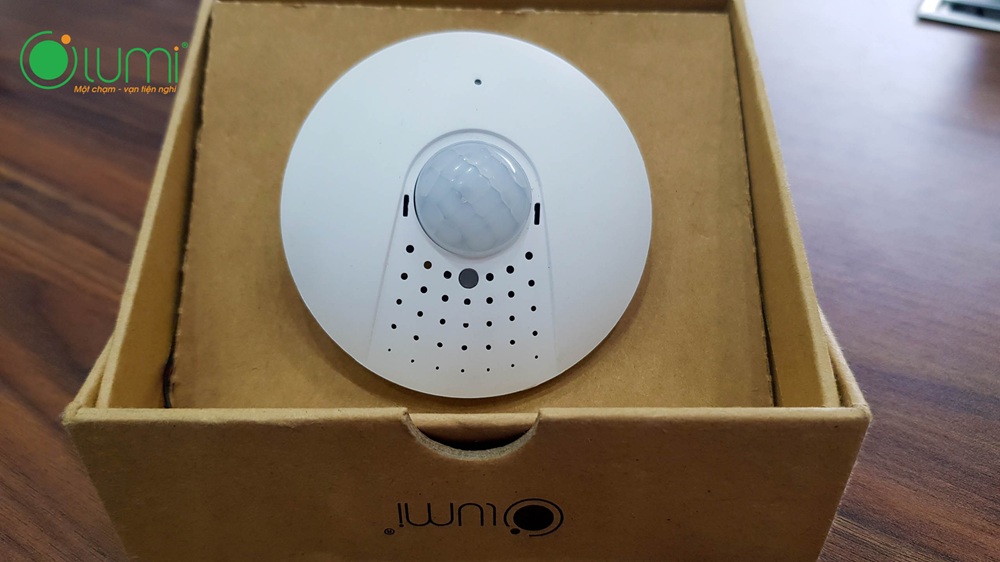 Cảm biến hồng ngoại bật tắt đèn Zigbee