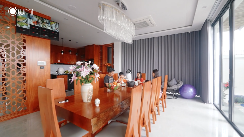 Không gian phòng bếp ấm cúng của gia đình 5 thành viên