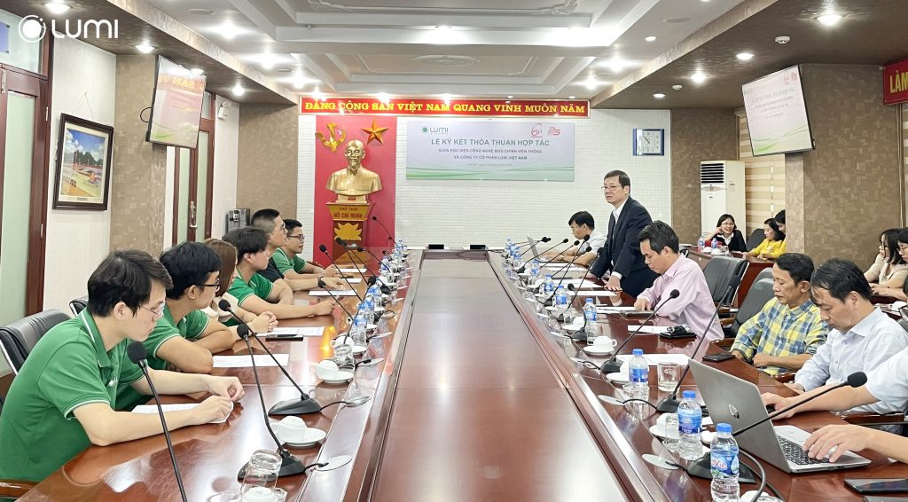 ts-vu-tuan-lam-pho-giam-doc-hoc-vien-gioi-thieu-chuyen-nganh-iot-moi-cua-truong