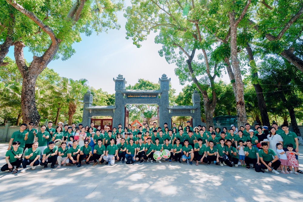 Đội ngũ nhân sự dày dặn kinh nghiệm