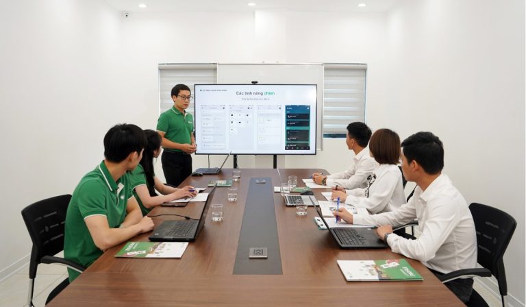 Đội ngũ nhân sự chuyên môn cao