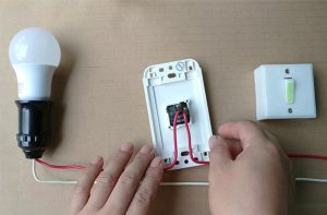 Cách đấu công tắc điện đơn