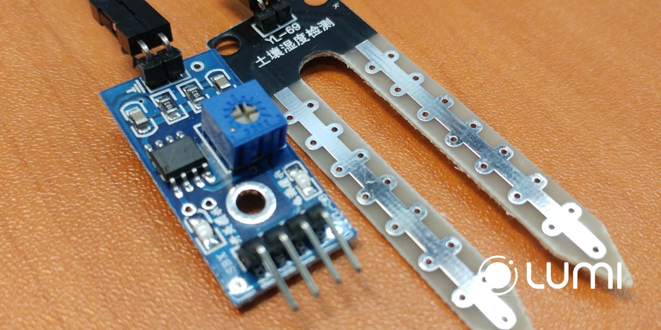 Cảm biến hồng ngoại hoạt động dựa trên việc phát hiện bức xạ hồng ngoại (nhiệt) từ các vật thể