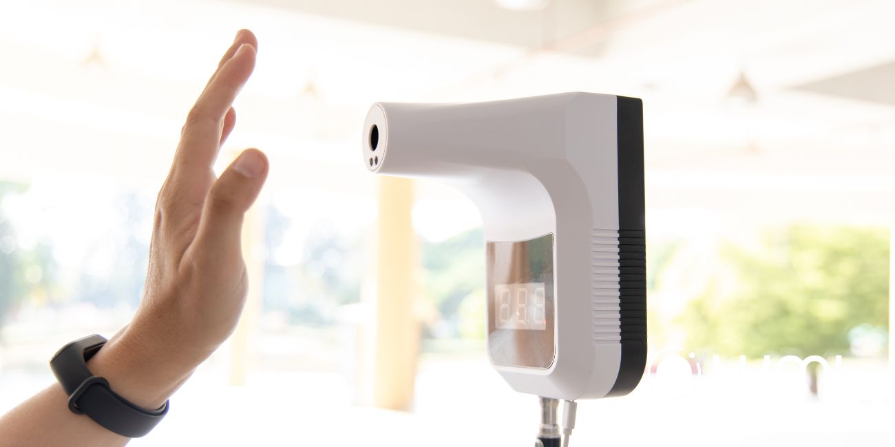 Cảm biến nhiệt hồng ngoại là loại cảm biến có khả năng đo nhiệt độ của vật thể từ xa