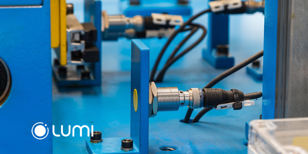 Nếu bạn cần lắp đặt trong môi trường khắc nghiệt, hãy lựa chọn cảm biến có khả năng chống nước, chống bụi hoặc chịu được nhiệt độ cao